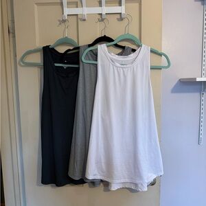 Icyzone Workout Loose Racerback Tank Tops Bundle of 3 tops in Extra Large